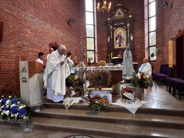 25-09-07-09-43-04-8424