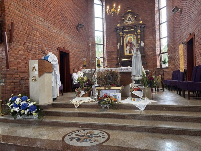 25-09-07-10-03-43-8426