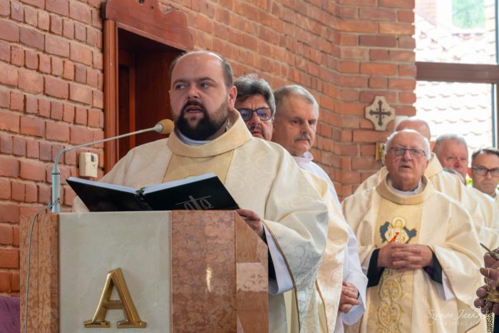 16042026 perygrynacja-21